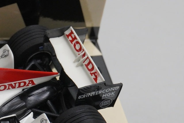 1:43 MINICHAMPS 400060011 Honda Racing F1 Team RA106 2006 #11 model car