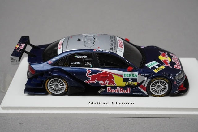1:43 Spark S2507 Audi A4 DTM 2009 #5 model car