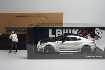 1:18 ignition model IG2358 LB-Silhouette WORKS GT Nissan 35GT-RR White Ms.Chisaki Kato