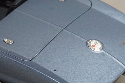 1:18 AUTOart 71192 Chevrolet Corvette Convertible 1963 Silver Blue