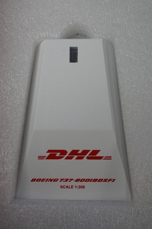 1:200 B737-800 BDSF DHL N916SC EW2738013 JC Wings airplane model