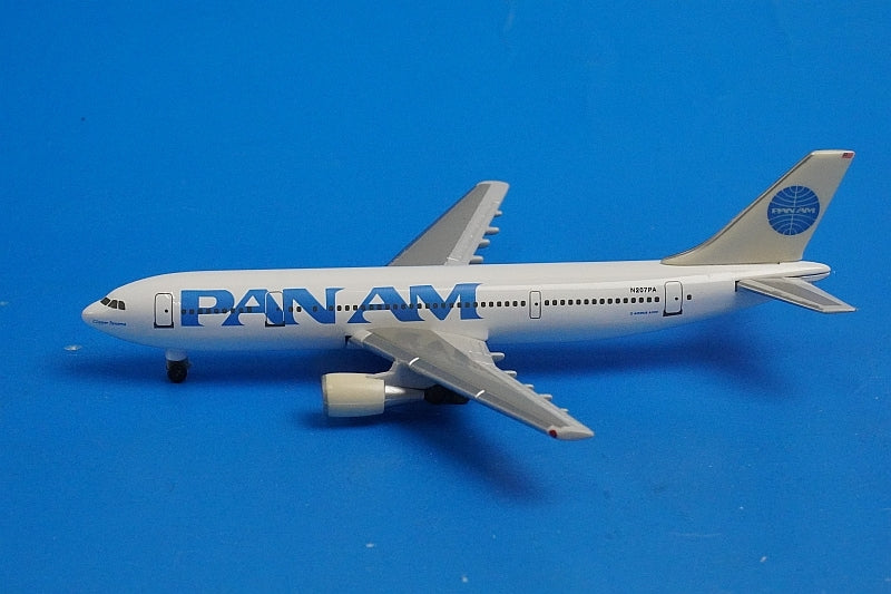 1:500 Christmas Advent Calendar 2001 512800 Herpa airplane model