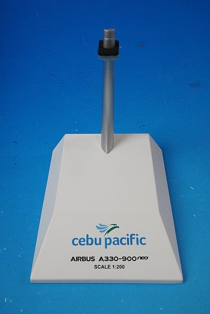 1:200 A330-900neo Cebu Pacific XX20235 JC Wings airplane model