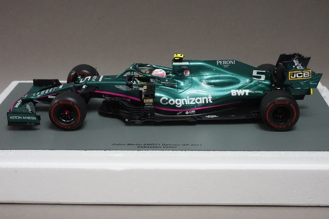 1:18 SPARK 18S586 Aston Martin AMR21 Bahrain GP 2021 #5 Sebastian Vettel