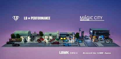 110035 Magic City 1:64 [30x40x17cm] LB LBWK Diorama Garage with LED lights *Figures and minicars are not included.