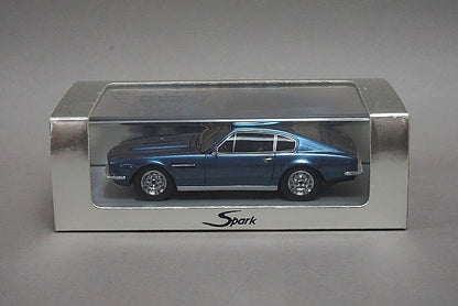 1:43 SPARK S0574 Aston Martin DBS V8 Salisbuny Blue 1969