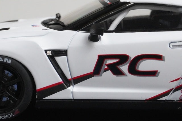 1:43 EBBRO 44442 Nissan Nismo GT-R RC model car