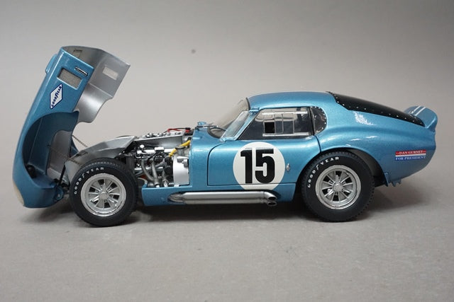 1:18 EXOTO RLG18003 Cobra Daytona Coupe 1964 #15