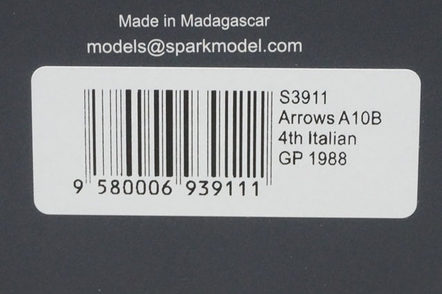 1:43 Spark S3911 Arrows A10B Italian GP 4th 1988 #17 D.Warwick model car