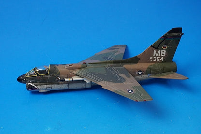 1:72 A-7D Corsair II USAF Korat Air Base 1972 686250 CENTURY WINGS airplane model