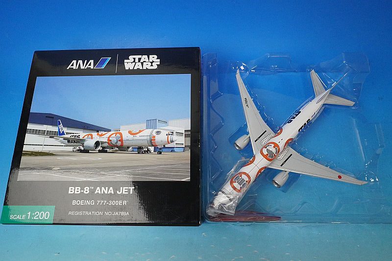 1:200 B777-300ER ANA STAR WARS Star Wars BB-8 JA789A NH20094 ANA airplane model