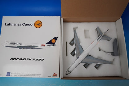 1:200 B747-200 Lufthansa Cargo WOW D-ABZA JF-747-2-022 JFox Models airplane model