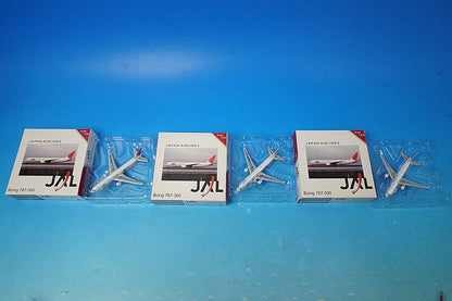 1:500 B767-300 Welcome to Japan! Japan Set of 3 JA8253 JA8397 NET Models airplane model