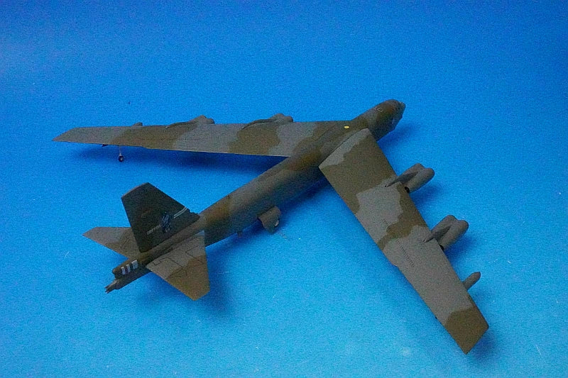 1:200 B-52G Stratofortress, USAF 416th Bombardment Wing, Griffiss AFB #58-0164 "SAC Time" 556972 Herpa airplane model