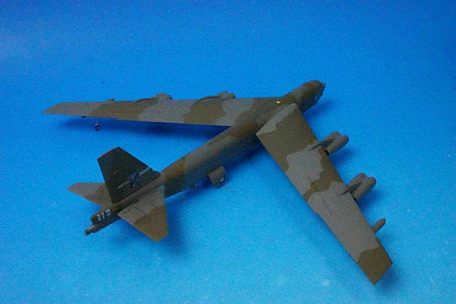 1:200 B-52G Stratofortress, USAF 416th Bombardment Wing, Griffiss AFB #58-0164 "SAC Time" 556972 Herpa airplane model