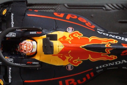1:43 SPARK S6078 Aston Martin Red Bull Racing Team #33 TBC 2019 RB15 M.Verstappen model car