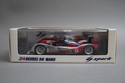1:43 SPARK 43LM10 Audi R15 Plus TDI Sport North American Le Mans 2010 #9 model car