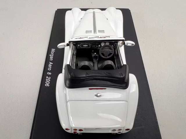 1:43 Spark S0374 Morgan Aero 8 2006 White