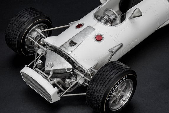 K828 Model Factory HIRO 1:12 Honda RA301 Ver.B 1968 Rd.6 British GP #7 J.Surtees Fulldetail Kit