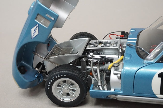 1:18 EXOTO RLG18003 Cobra Daytona Coupe 1964 #15