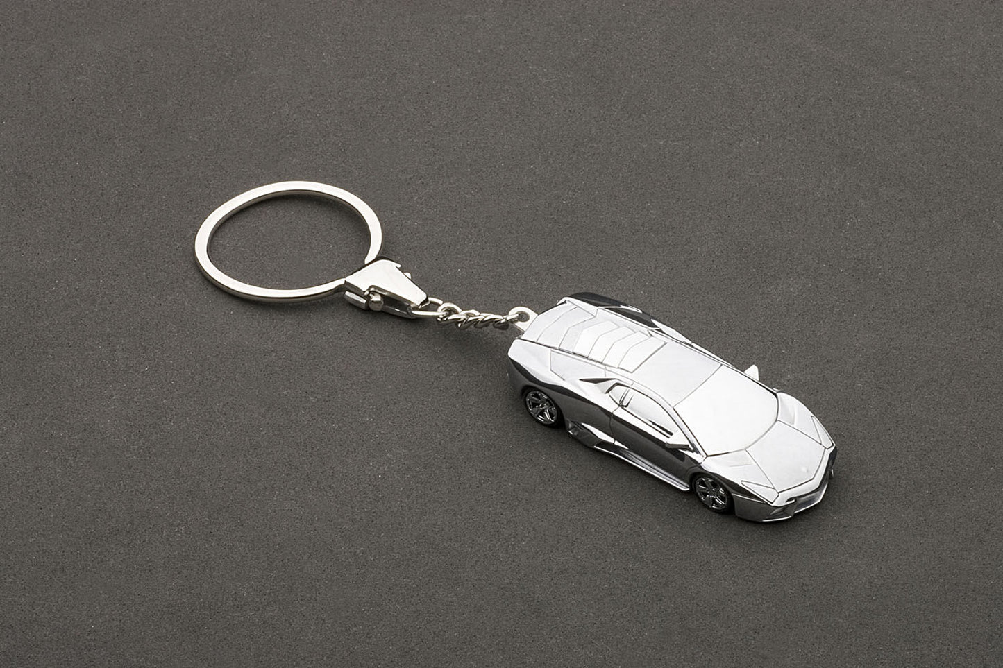 [Back-order] AUTOart 41606 1:87 Lamborghini Reventon Key Chain (Aluminum)