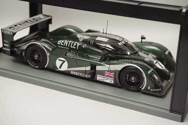 1:18 AUTOart 80353 Bentley Speed8 24h Le Mans Winner 2003 #7 model car