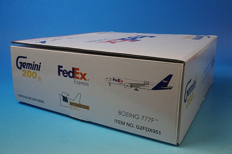 1:200 B777F FedEx N888FD cargo door replacement type G2FDX951 Gemini airplane model