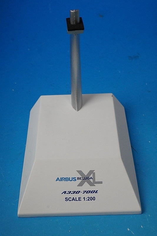 1:200 Airbus Beluga XL F-WBXL LH2227 JC Wings airplane model