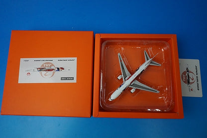 1:400 B767-300ER JAL DREAM EXPRESS FANTASIA 80 JA622J EW4763004 JC Wings airplane model