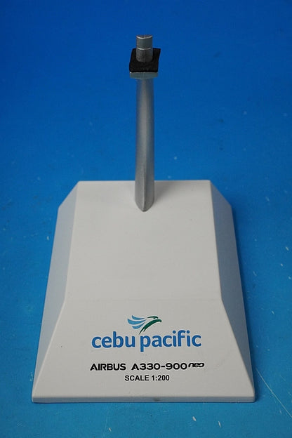 1:200 A330-900neo Cebu Pacific XX20235 JC Wings airplane model