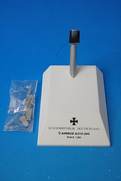 1:200 A310-300 German Government Aircraft 10+22 XX2787 JC Wings airplane model
