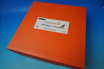 1:200 B777-300ER Singapore Selectable Engine Open Close 9V-SWZ EW277W010E JC Wings airplane model