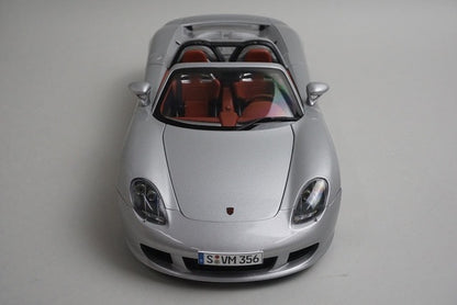 1:18 AUTOart 78041 Porsche Carrera GT Silver model car
