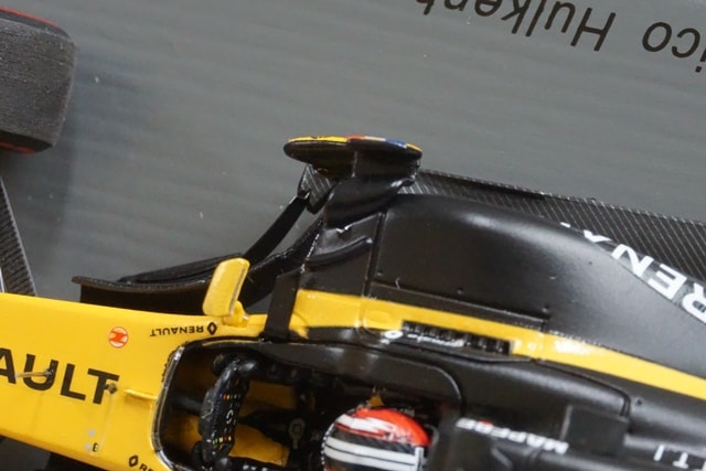 1:43 SPARK S5035 Renault Sport R.S.17 Bahrain GP 2017 #27 Nico Hulkenberg model car