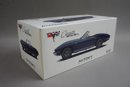 1:18 AUTOart 71192 Chevrolet Corvette Convertible 1963 Silver Blue