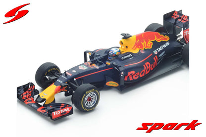 [ Back-order ] Spark 18S251 1:18 Red Bull Racing Tag Heuer RB12 #3 Winner Malaysian GP 2016 Daniel Ricciardo