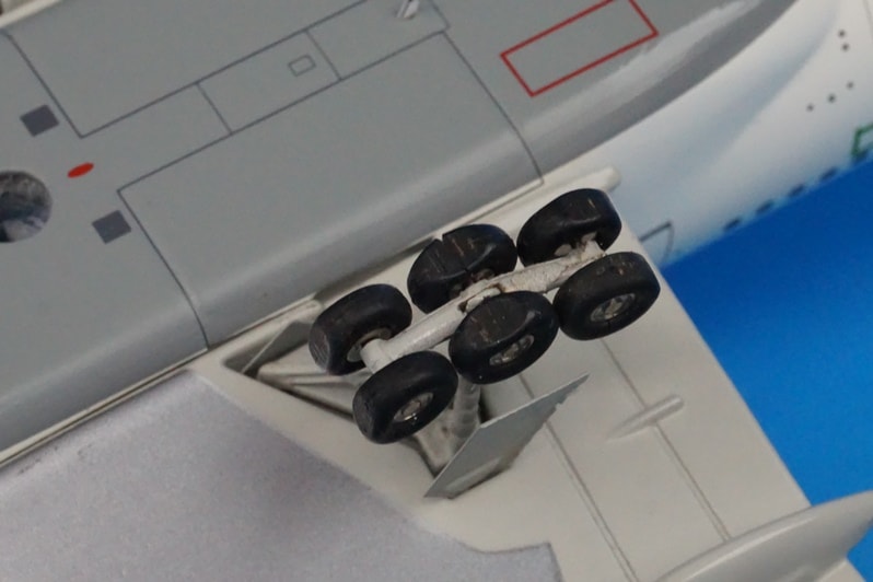 1:200 B777-246 JAL Sky Eco Ecojet JA8984 XX2841 JC Wings airplane model