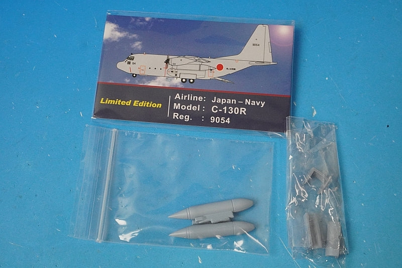1:200 C-130R Hercules JMSDF 61st Air Squadron Atsugi Air Base #9054 IF1300517 INFLIGHT airplane model