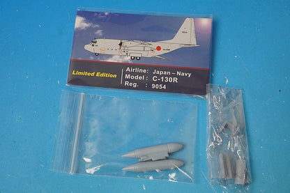 1:200 C-130R Hercules JMSDF 61st Air Squadron Atsugi Air Base #9054 IF1300517 INFLIGHT airplane model