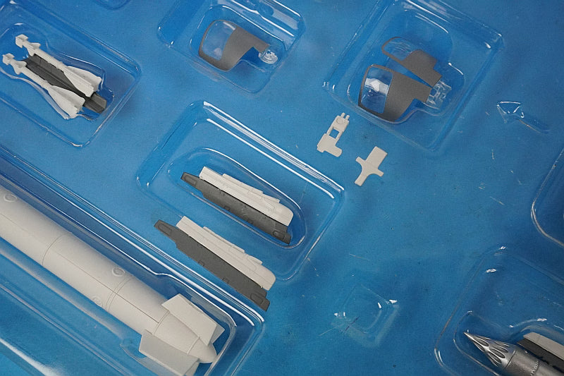 1:72 Sukhoi Su-24MR Reconnaissance Type Fencer-E Russian Air Force #41 CA722409 CALIBRE WINGS airplane model