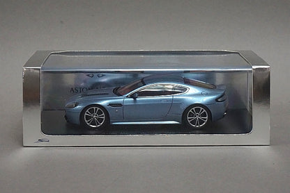 1:43 SPARK S2164 Aston Martin Vantage V12 2009 Metallic Blue