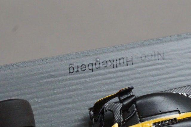 1:43 SPARK S5035 Renault Sport R.S.17 Bahrain GP 2017 #27 Nico Hulkenberg model car