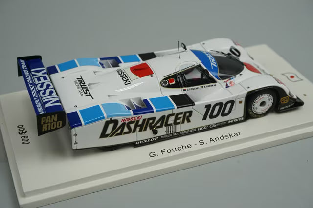 1:43 Spark SJ025 Porsche 962C WSPC Suzuka 1989 #100 G.Fouche S.Andsker model car