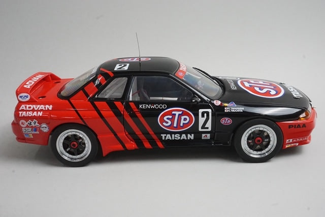 1:18 AUTOart 89377 Nissan STP Taisan Skyline GT-R (R32) Group A 1993 #2