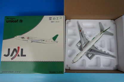 1:200 B777-246 JAL Sky Eco Ecojet JA8984 XX2841 JC Wings airplane model