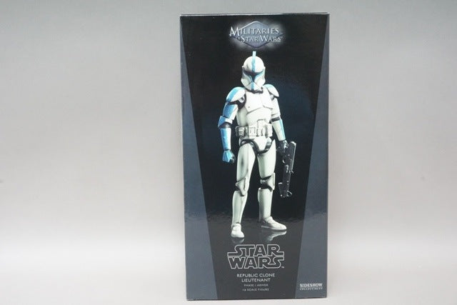TAKARA TOMY Star Wars Clone Trooper Lieutenant Episode 2 Version 12-inch Figure