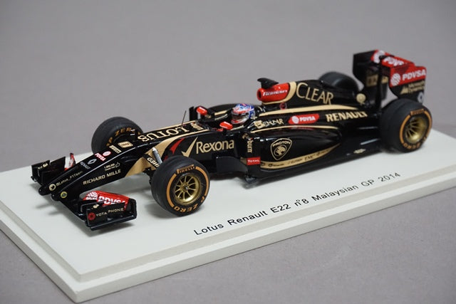 1:43 SPARK S3089 Lotus Renault E22 Malaysian GP 2014 #8 R.Grosjean