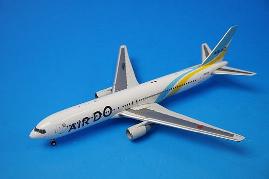 1:400 B767-300 AIRDO Hokkaido JA601A GJ701370 Gemini airplane model