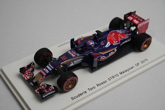1:43 SPARK S4618 Scuderia Toro Rosso STR10 Malaysia GP 2015 #33 M.Verstappen model car