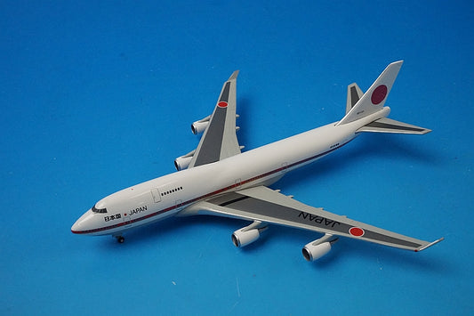 1:500 B747-400 JASDF 701st Squadron Chitose Base #20-1101 511575-001 Herpa